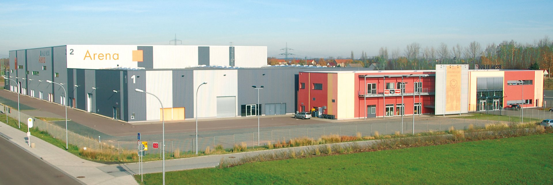 HALLE MESSE HALLE MESSE